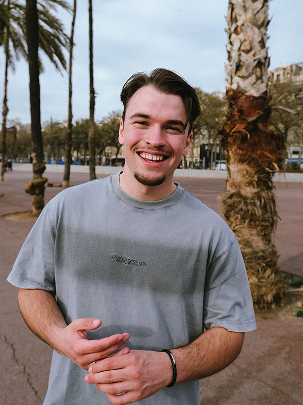 Bennie Scheurwater LOF Agency Social Media Strategist ADS Tik Tok Instagram Facebook